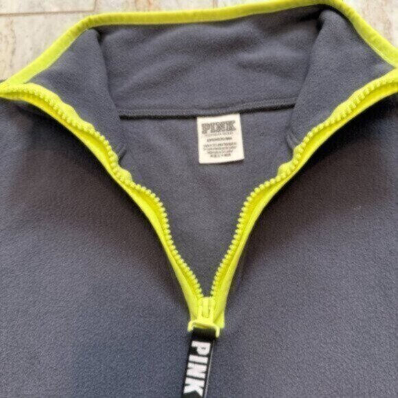NEW Pink by Victoria's Secret women's S gray cropped fleece 1/4 zip pullover - Picture 2 of 5
